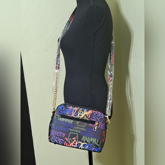 Black Graffiti Printed PU Leather Crossbody Bag with Chain Strap NWT - Picture 4 of 15